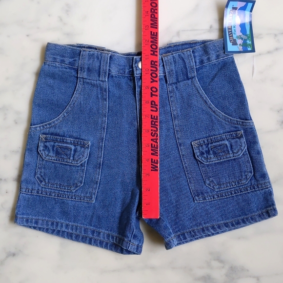 NWT. Girl's Denim Shorts with real pockets. - Picture 2 of 6